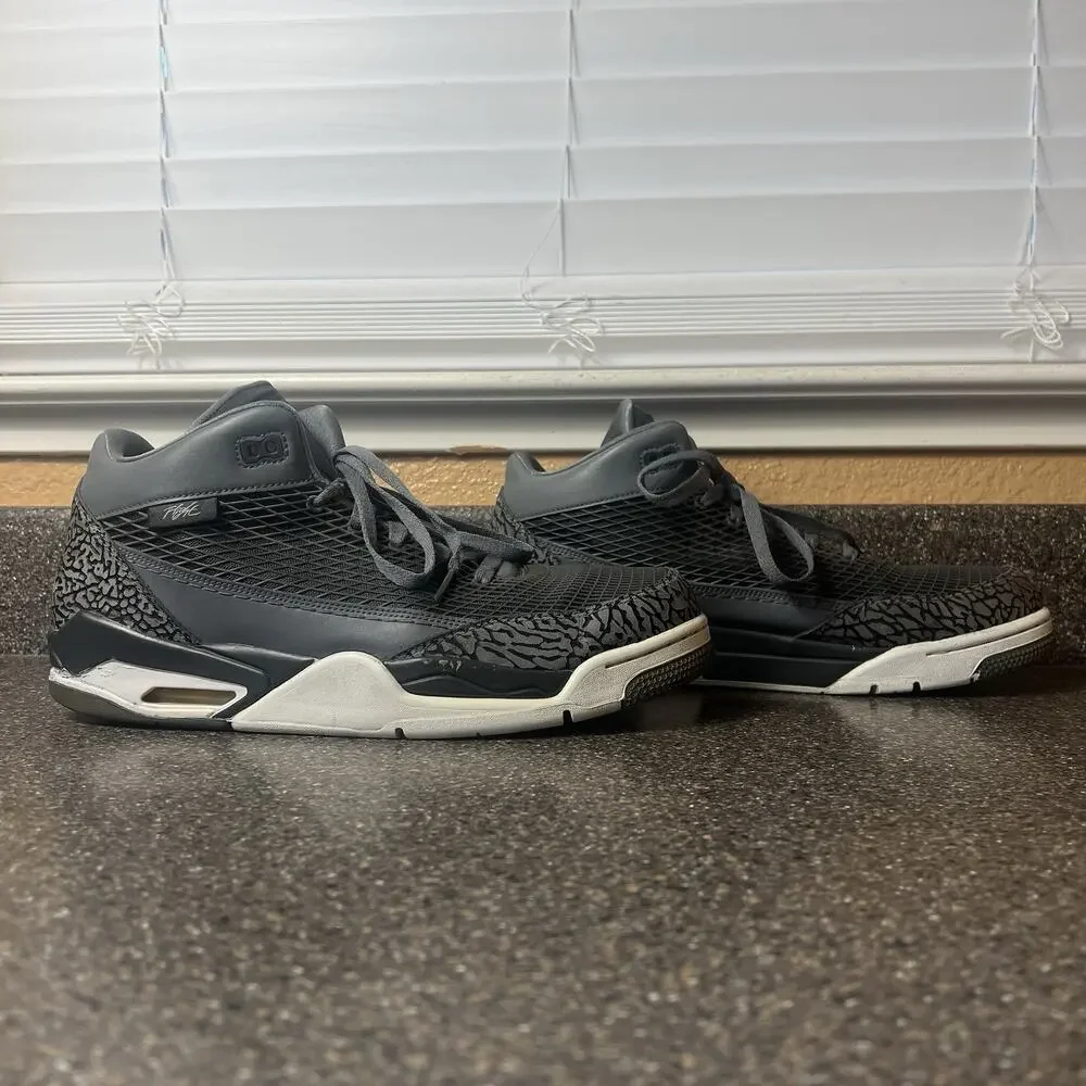 Nike Air Jordan Flight Club 80's Cool Gray/Black 599583-004 Men's Shoes Size 13.